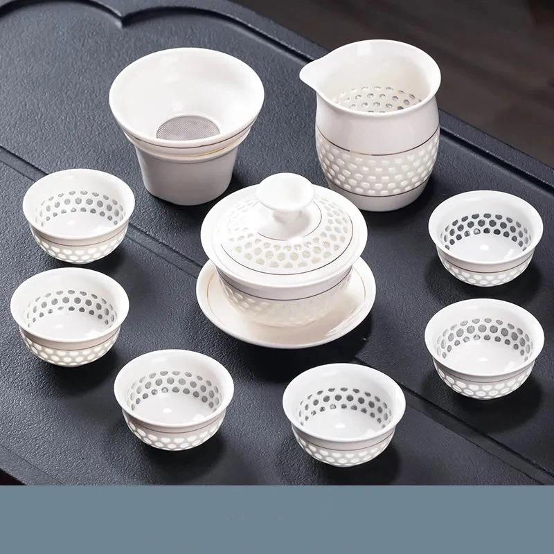 Porcelain Hollow Beehive Gaiwan Tea Set – Elegant Chinese Kung Fu Tea Cup with Lid