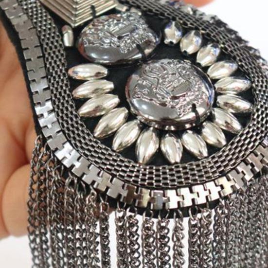 Shoulder Brooch Tassels Punk Jewelry Lightweight Wear-resistant Brooch Pin Clothes Decor
