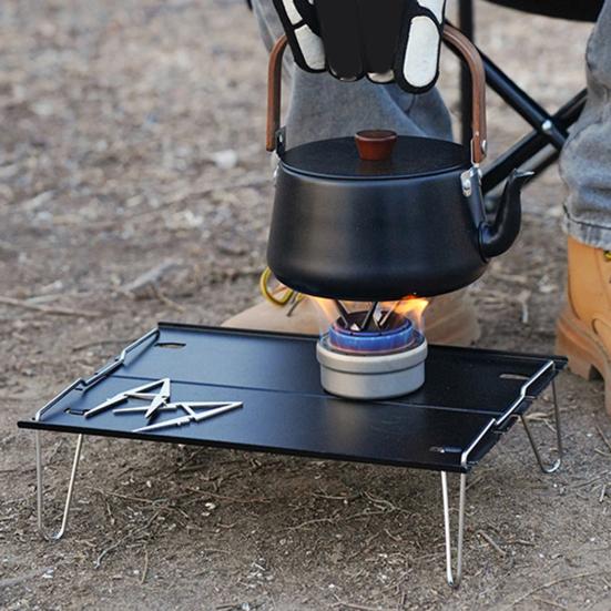 Dış Mekan Ocağı İç Tutucu Taşınabilir Sökülebilir Ağır Hizmet Paslanmaz Çelik Kamp Su Isıtıcısı Dört Köşe Destek Braketi Standı