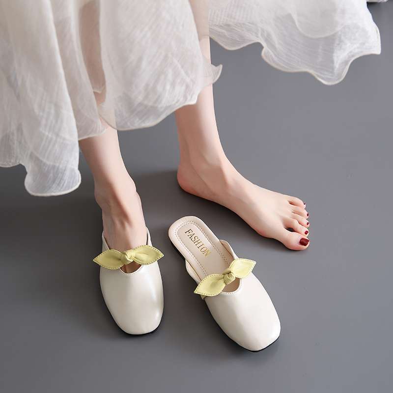 In the Summer of 2025, the New Heelless Lazy Fairy Style with Skirt Bag Head and Half Slippers Female Flat Bottom Outer Wear