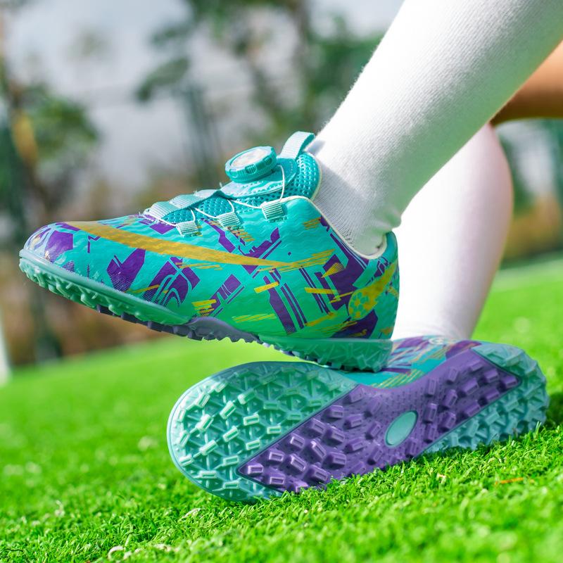 Children's long nails professional football shoes women's girls' primary school students' competition training girls' grass broken nails sneakers