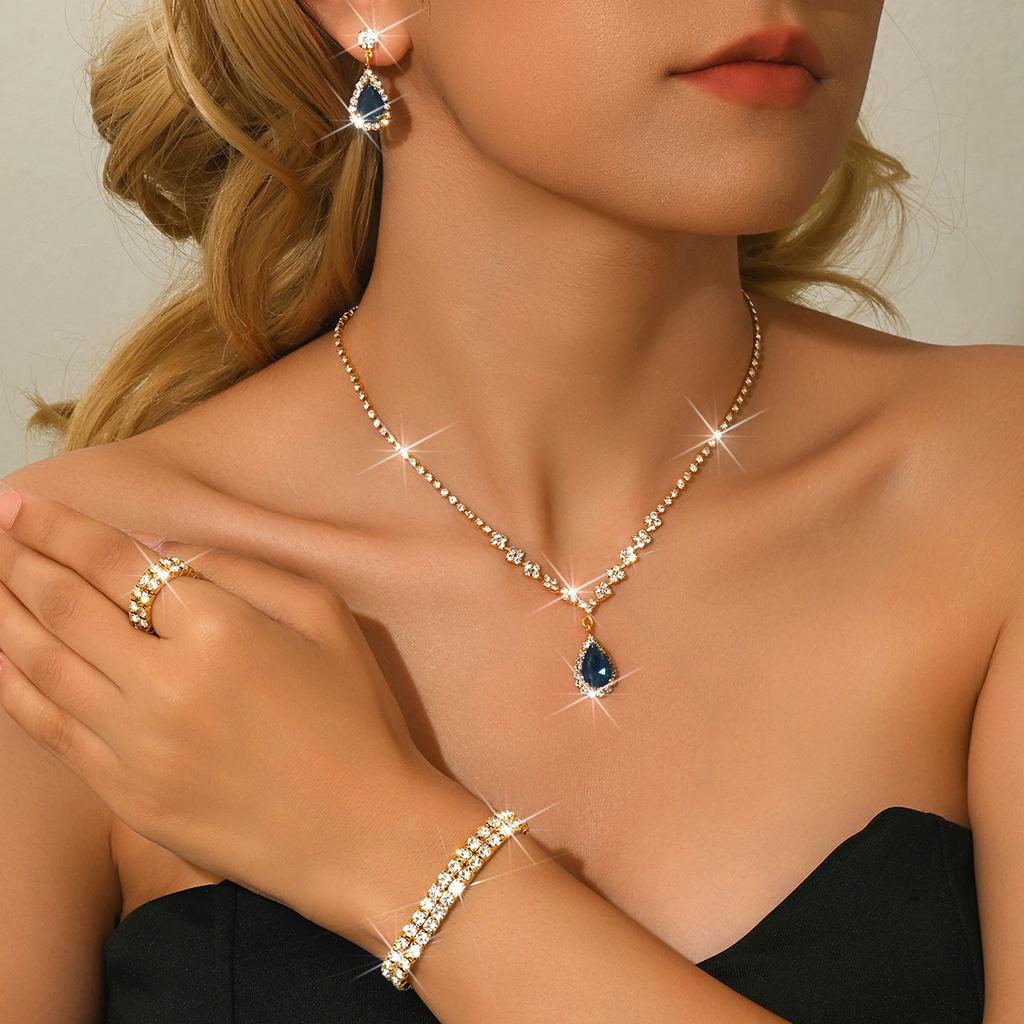 Water Drop Neck Chain Collarbone Chain Dinner Accessories Women'S Delicate Claw Chain Necklace Earrings Bracelet Set Four-Piece Set