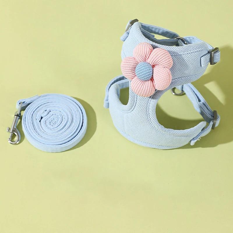 

Классический комплект шлейки и поводка для домашних животных, маленькая шлейка для кошек с вышитыми ромашками и поводком для прогулок длиной 120 см для маленьких и средних собак, принадлежности для прогулок L