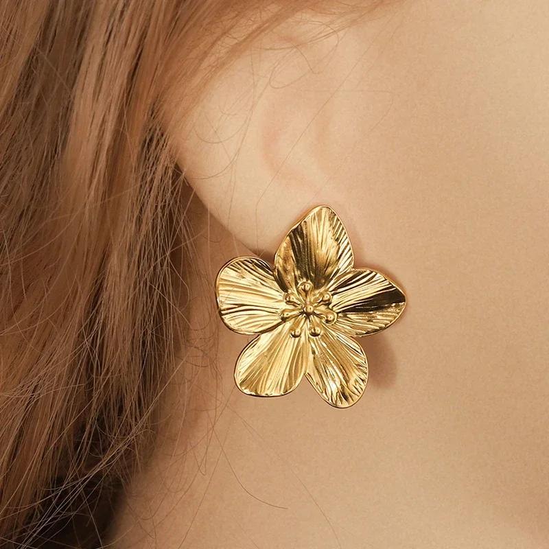 Vintage Flower Stud Earrings - Hypoallergenic 18K Gold Plated Stainless Steel, Elegant Women's Party Jewelry Gift
