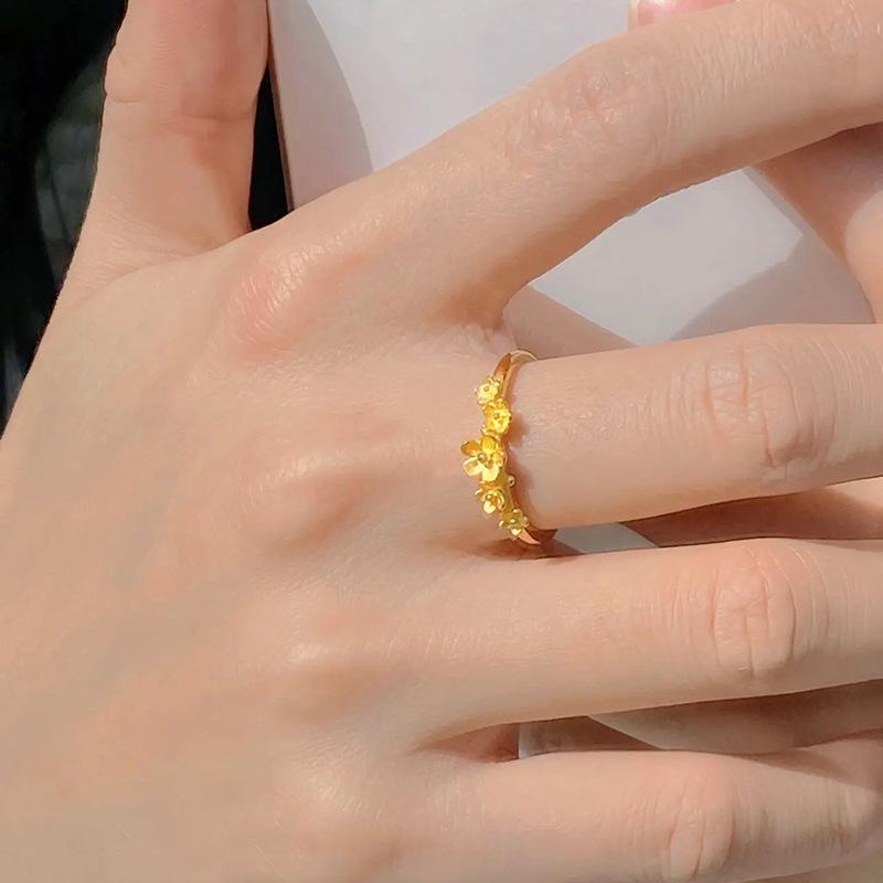 Elegant Floral Adjustable Gold Ring for Women - Open Design for Index Finger