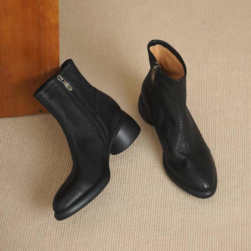 Autumn and winter sheepskin fashion boots solid color rubber soft sole non-slip new large size women's boots new leather low boots women