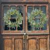 Fashion Artificial Garlands Green Portable Stylish Wreath with Berries Accent for Door and Wall Festival Decoration