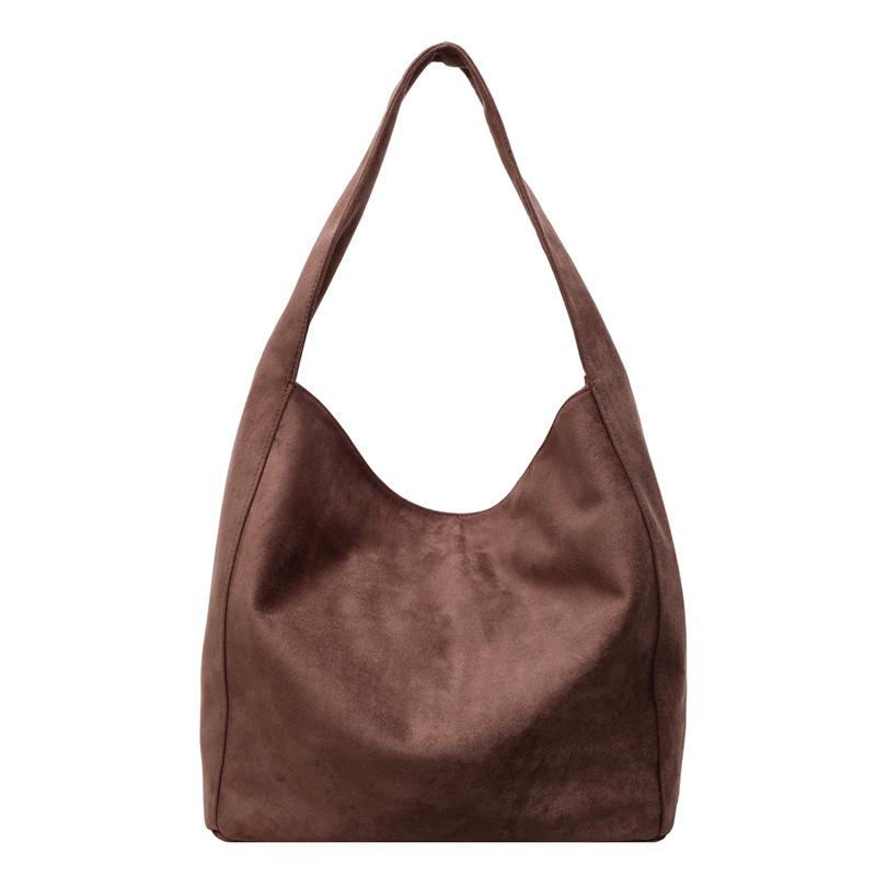 Large capacity autumn and winter matte tote bag niche commuter big bag high sense 2025 new retro suede shoulder bag