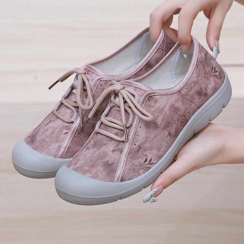 Spring and Autumn new cloth shoes women's single shoes soft sole non-slip mother shoes middle-aged casual breathable pedal