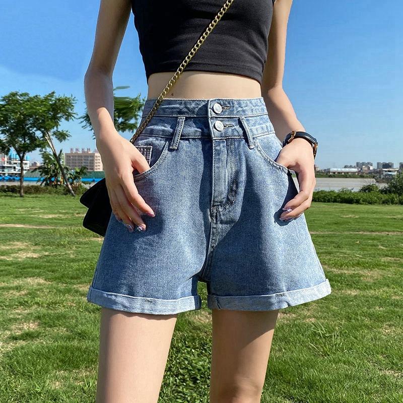 Klassische und minimalistische Mode Vielseitige schwarze Damen Sommer Ultrahoch geschnittene dünne A-Linien Weitbeinige Hose Lässige gekrempelte Denim-Shorts Individualität