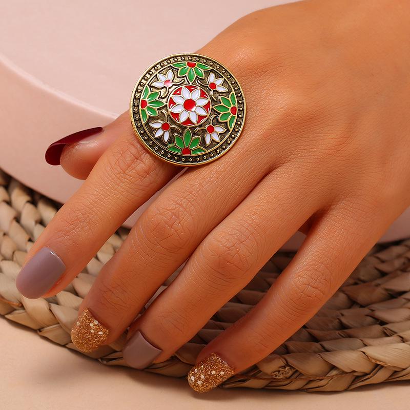 Retro Enamel Flower Ring: European & American Geometric Bohemian Style for Women