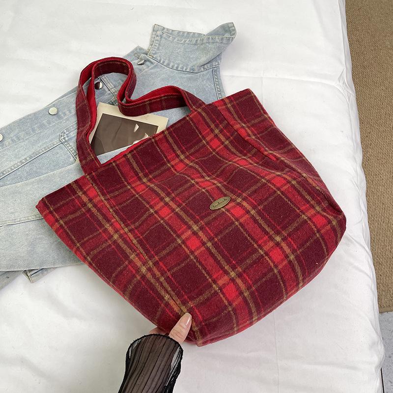 

2025 Autumn/Winter Plaid Wool Double-Sided Tote: Versatile Plush Casual Shoulder Bag for Women