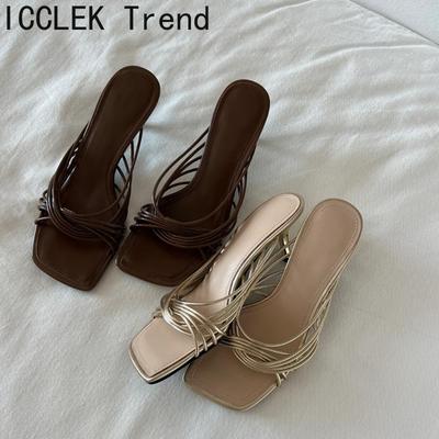 2025 Nuevas Chanclas de Verano Concisas de Tira Estrecha para Mujer Zapatos de Tacón Fino de Moda Zapatos de Salón Mules Chanclas