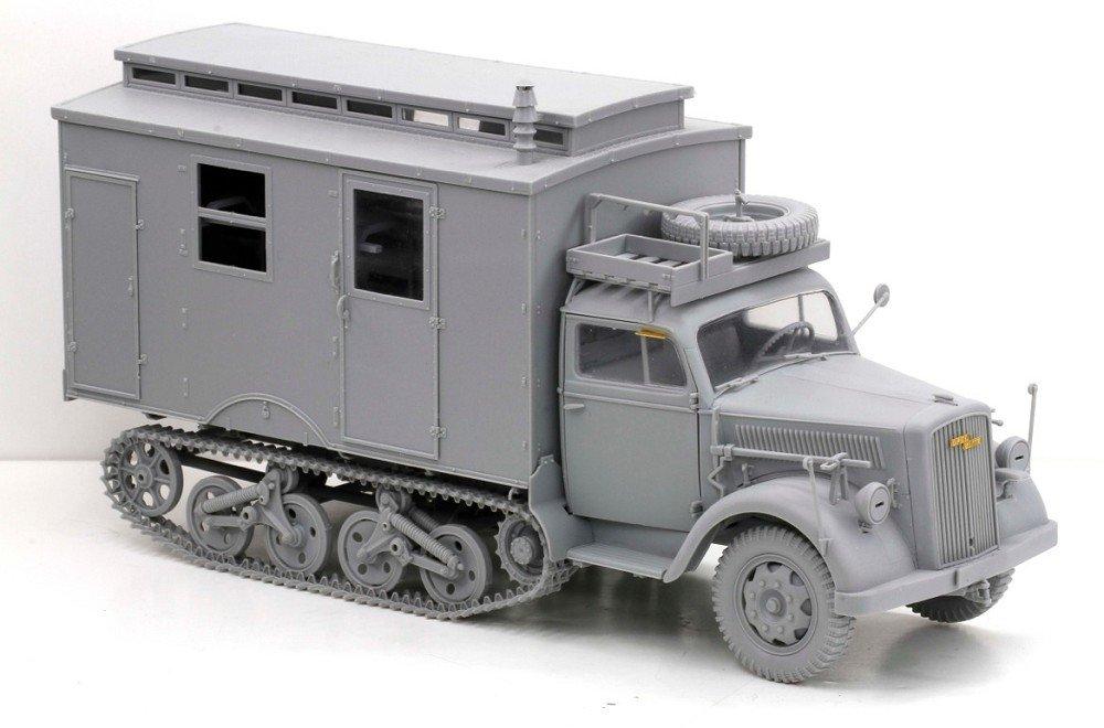 Cyber Hobby 1/35 WWII German Sd.Kfz.3 Maultier Field Ambulance Plastic Model