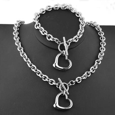 Hanmade Hypoallergenic - Adjustable Chain Length - Suitable for Any Occasion Hollow Peach Heart Necklace and Bracelet Jewelry Set Necklace Popular