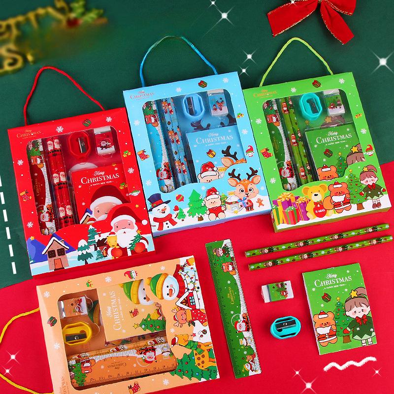 4 Sets/24 Stück Weihnachtliche Schreibwaren-Geschenksets, Tragbare Schulmaterialien für Feiertags-Geschenkaktionen, Wettbewerbspreise, Papier-Material