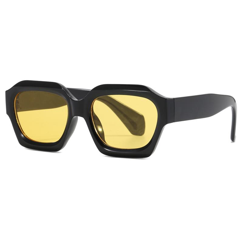 Small Square Sunglasses New Women Men Travel Luxury Shades Female Ins Popular Brand Glasses Retro Punk Trending