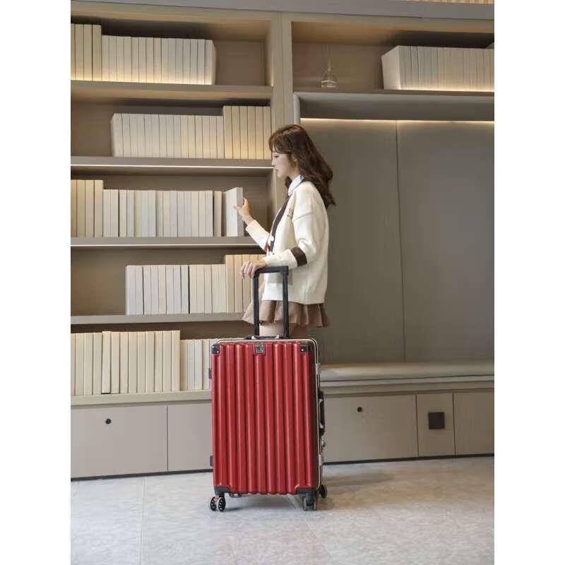 Universal Wheel Aluminum Frame Luggage