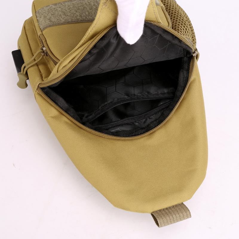 New camouflage breast bag, outdoor casual charging messenger bag, waterproof Oxford cloth breast bag, outdoor mountaineering shoulder bag.