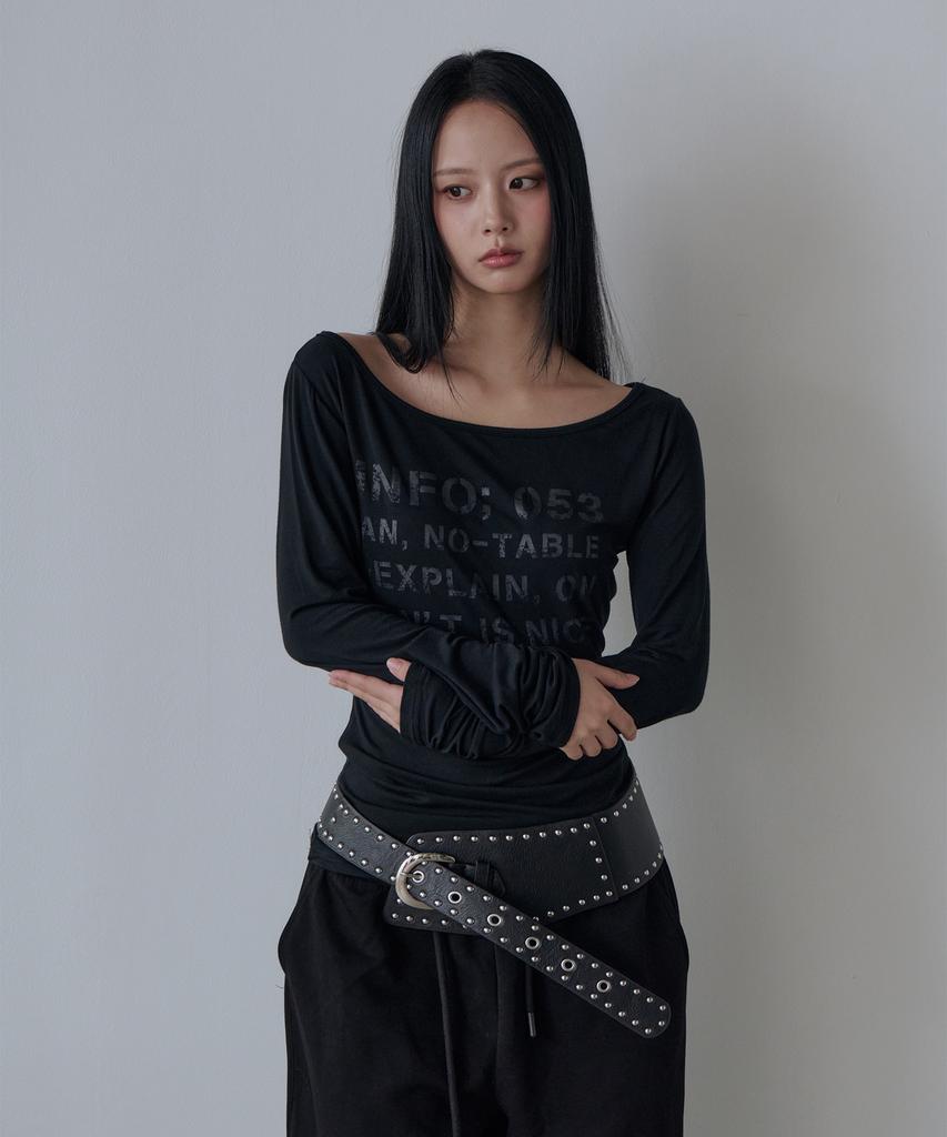 5OML Boat Neck Lettering Off-Shoulder Long Sleeve (Black)