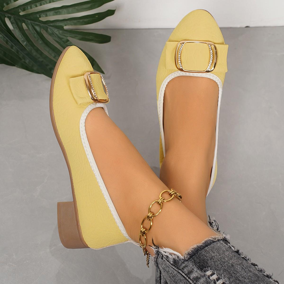 

Fashion Women s shoes 2025 Soft Sole and Soft Surface Single Shoes Summer New Shallow Mouth Metal Buckle Non-slip Square Heel Shoes 35 жёлтый