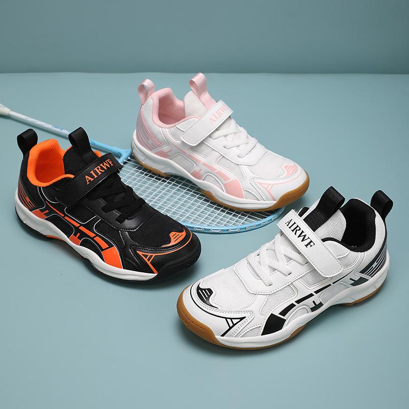 Children's sports shoes new breathable mesh lightweight training shoes medium big boys and girls table tennis badminton shoes