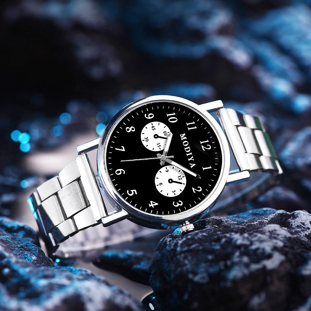 Men's Stainless Steel Quartz Watch - Elegant, Simple Design