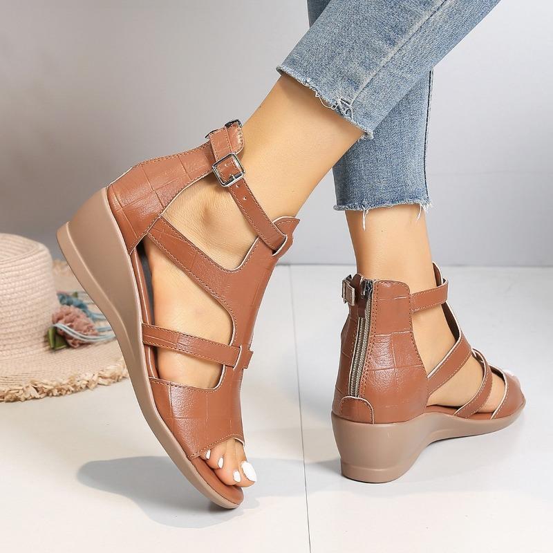 Frühling und Sommer neue Damensandalen mit Keilabsatz in großen Größen, ausgehöhlt mit Sandalen