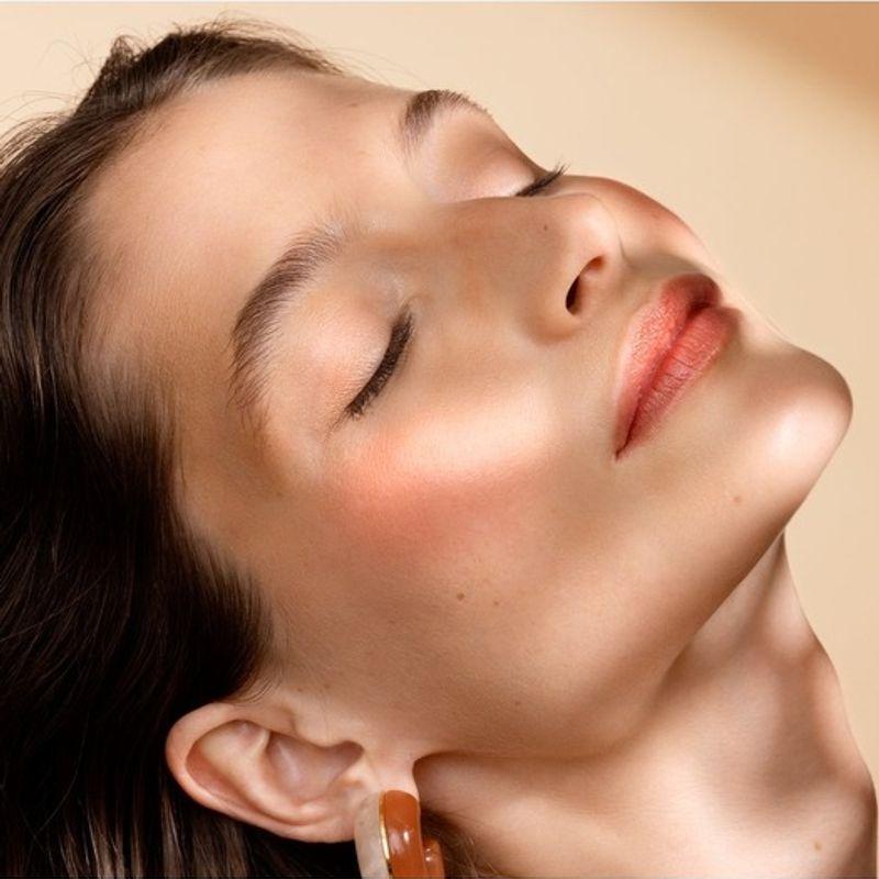 CHANTECAILLE [Chantecaille] Sunstone Lip Sheer