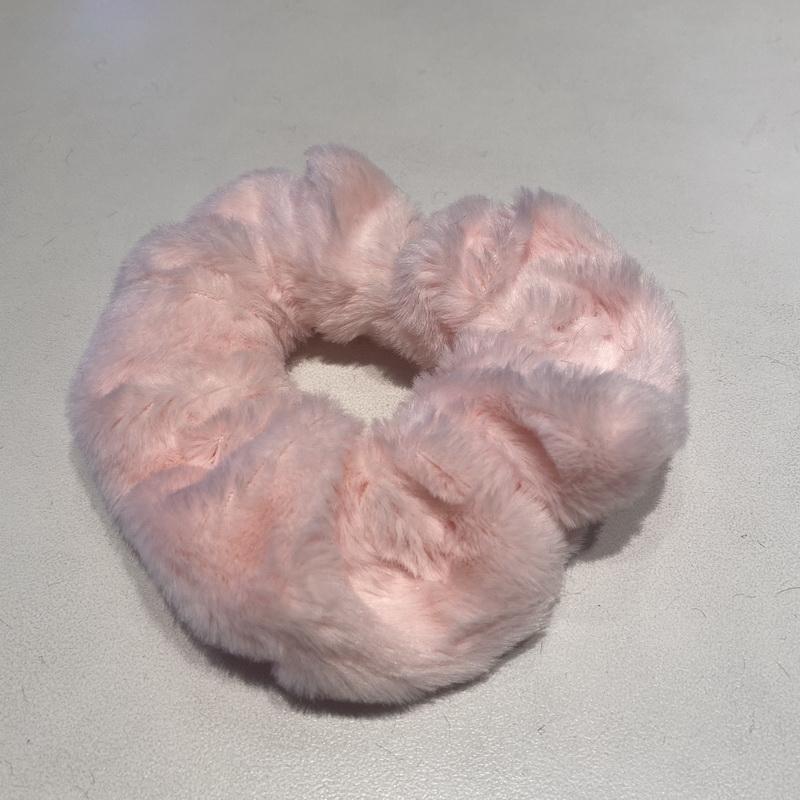 

зимние плюшевые резинки для волос для женщин пушистые резинки для волос для девочек эластичные черные резинки для волос пушистые веревки для волос помпонные повязки на голову