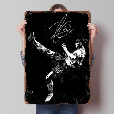 Zlatan Ibrahimovic Poster Fußballspieler Metallschild Ästhetische Raumdekoration Männer Individuelle Fußball-Blechschilder für Wanddekoration