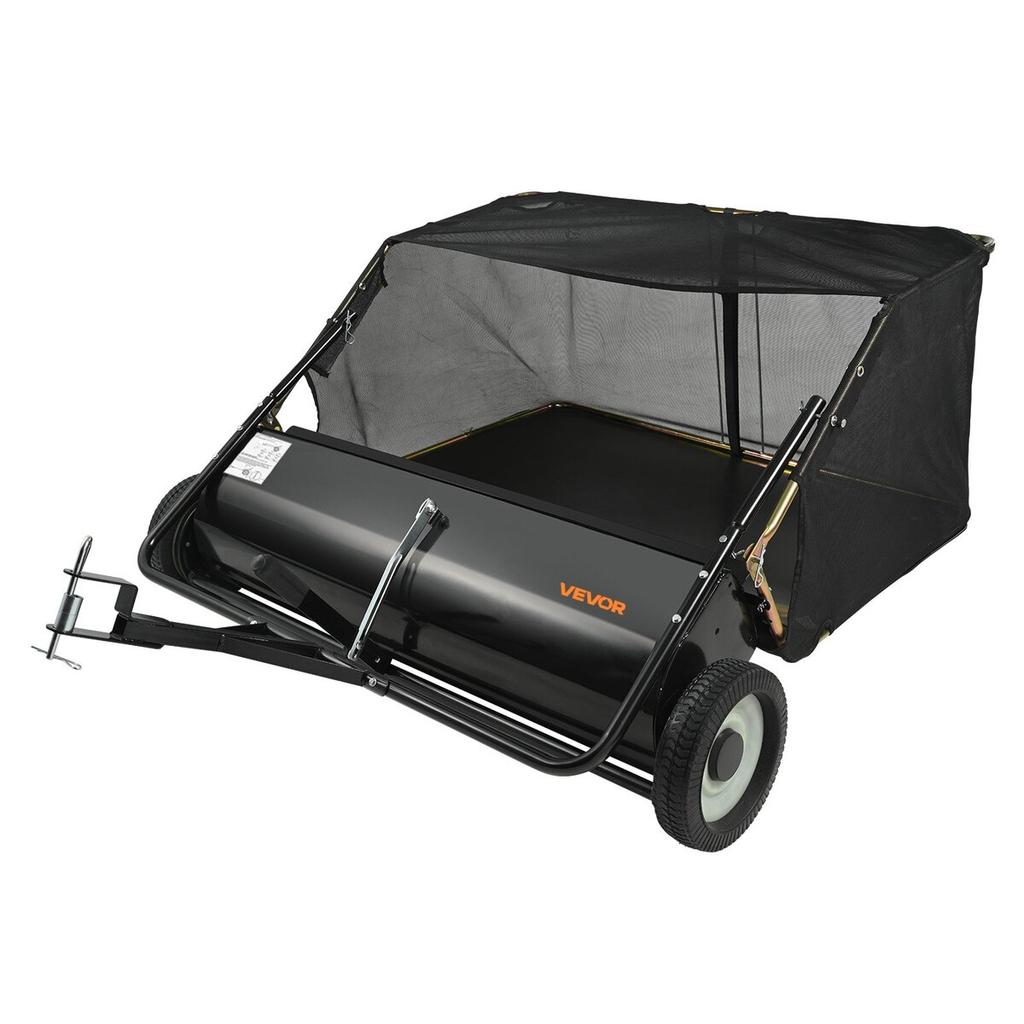 Tow Behind Lawn Sweeper, 111.7 Cm Pull Behind Lawn Sweeper, 25 Cu. Ft Large Capacity Leaf & Grass Collector, Heavy Duty Garden Sweeper with Adjustable