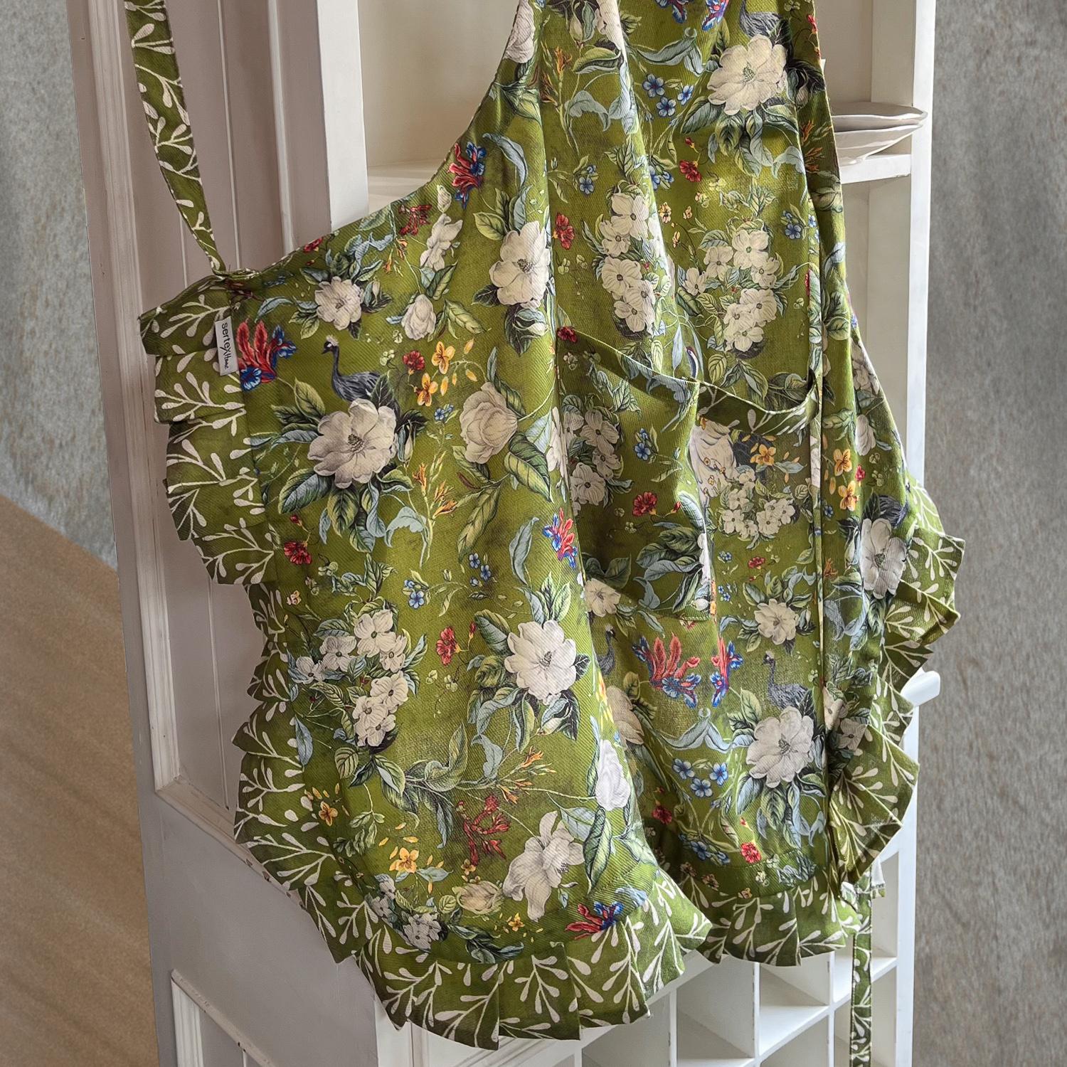 

Кухонный фартук Sertex Home с зеленым цветочным узором