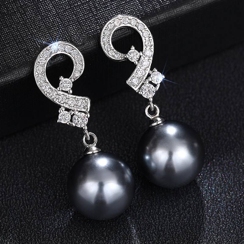 

Huitan Elegant Black Imitation Pearl Women Drop Earrings for Fashion Party Engagement Accessories with Shiny CZ Wedding Zircon