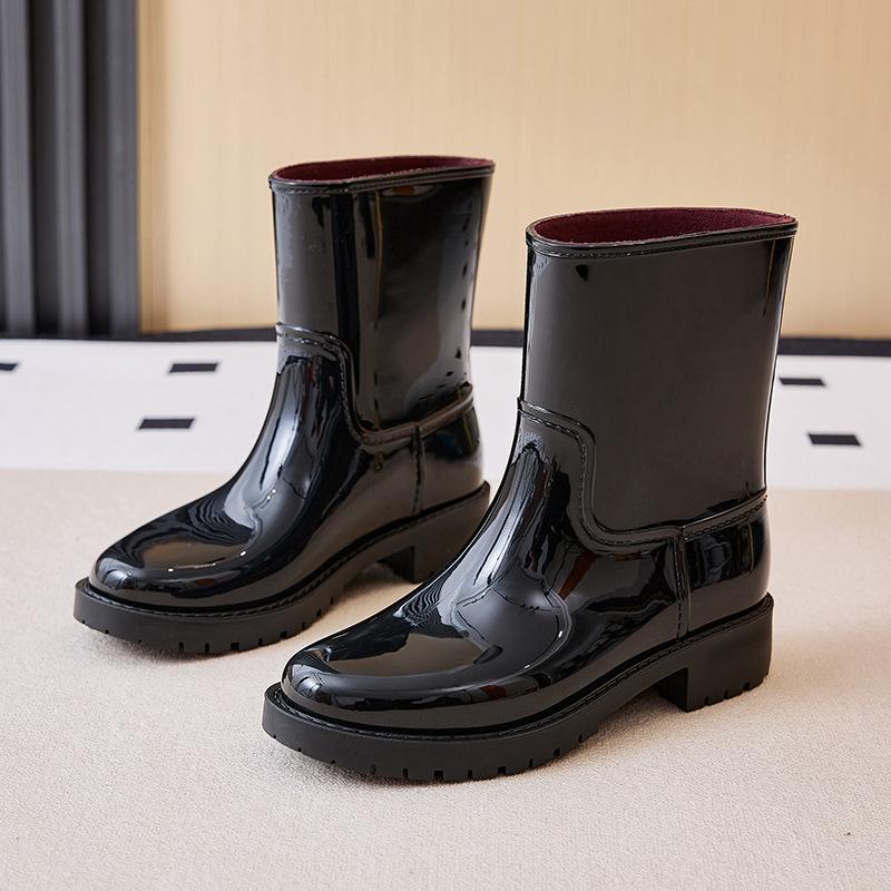 

Rain shoes women s medium and high tube adult fashion outer wear non-slip waterproof shoes wear-resistant soft sole kitchen work shoes 36