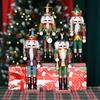 Einzelhandel 30cm Antikes Muster Weihnachts-Soldat Nussknacker-Puppen Traditionelle Weihnachten Dekoration