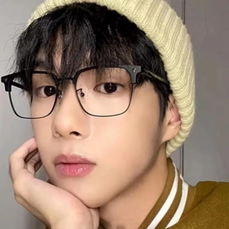 Portable Metal Photochromic Glasses Fashionable Black Gray Silver Half Frame Square Glasses UV Protection