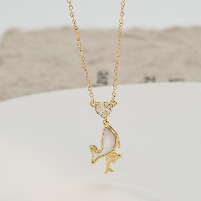 Necklaces Niche Design Natural Mother-of-pearl Dolphin Pendant for Women Charms Fashion Vintage Pendant Jewelry