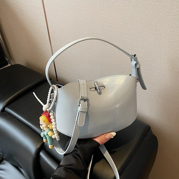 Cartoon-Accessoires Tasche Anhänger niedlich kreativ Sommer neu hochwertig Textur vielseitig Schulter Umhängetasche Damen