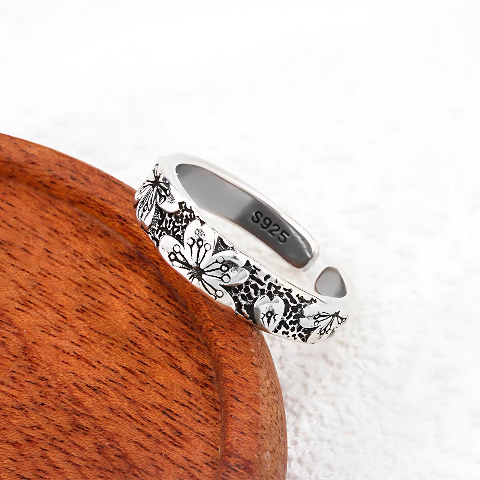 

PANJBJ 925 Sterling Silver Black Drip Glaze Pinky Ring for Women Irregular Classics Fashion Versatile Jewelry Gift Dropshipping
