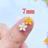100 Pz 8mm Resina 3D Colorato Mini Fiore Gemme Flatback Figurine Scrapbook Wedding Applique Nail Art Decor Artigianato