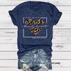 Ein neues lässiges T-Shirt mit Rundhalsausschnitt, lockerem Schnitt und kurzen Ärmeln, bedruckt mit Herzformen.