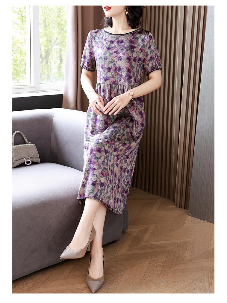 Summer 2026 Retro Print Plus Size Dress for Women: Stylish and Slimming Mother's Outfit