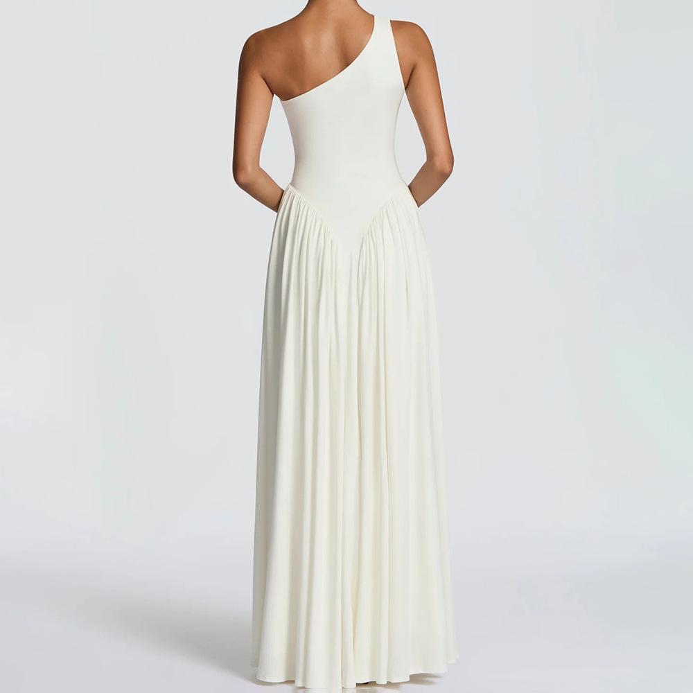 European and American Women's Banquet Evening Dress Elegant Temperament Slanted Shoulder Dress Solid Color Slim Pleated Off-the-shoulder New Long Dres