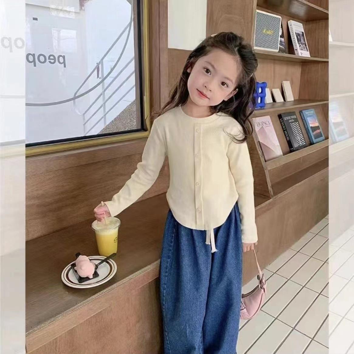 

AINI Бархатный полосатый топ с длинным рукавом для девочек на весну и осень Size 150 for 130-140cm