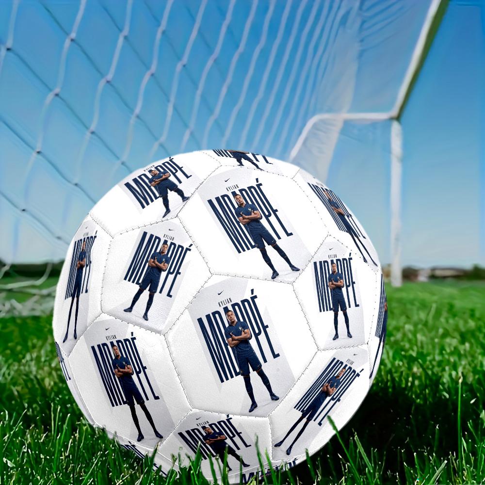 Mbappé Taglia 5 Macchina da Cucire Pallone da Calcio Universale Indoor/Outdoor Regali per Appassionati di Sport Regalo di Compleanno/Natale Festa di Matrimonio