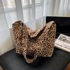 Large capacity lazy wind leopard print messenger large bag canvas bag women's new versatile casual shoulder bag