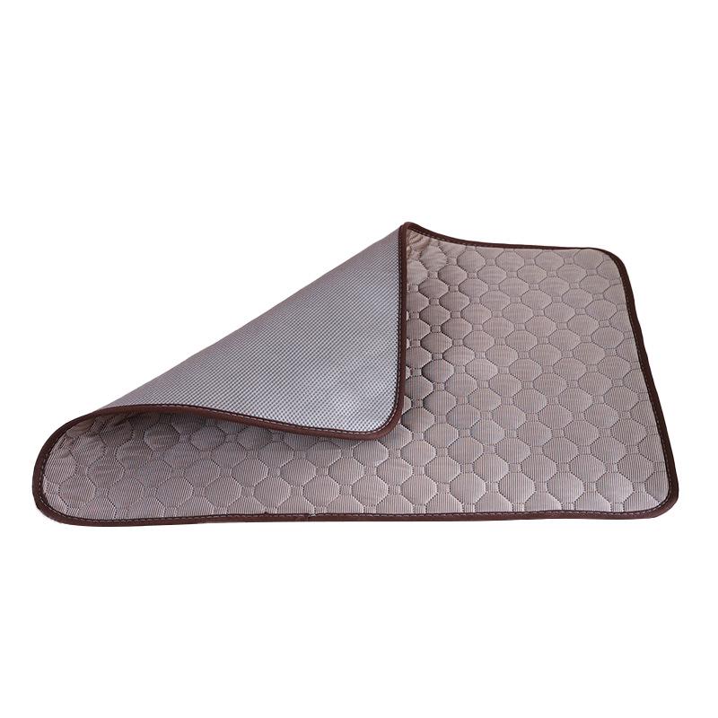 Pet Ice Silk Cooling Pad: Universal Incontinence Mat for Dogs and Cats