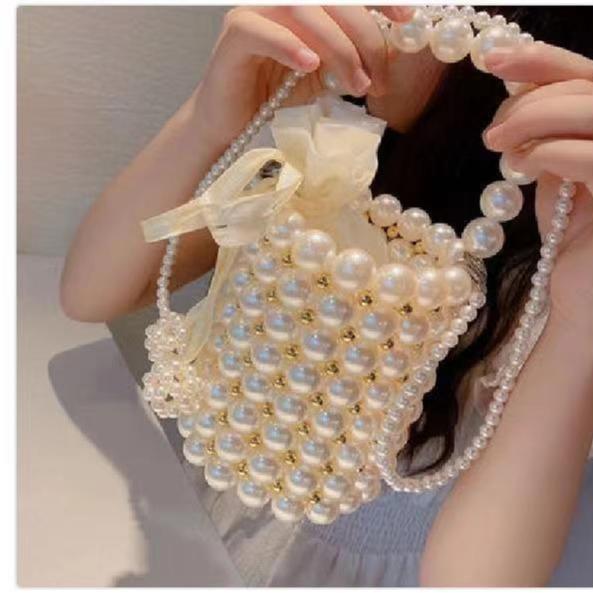 

Сумка-ведро ручной работы, новая сумка с жемчугом, корейская версия модной сумки, сумка с косой отделкой бисером 10*13