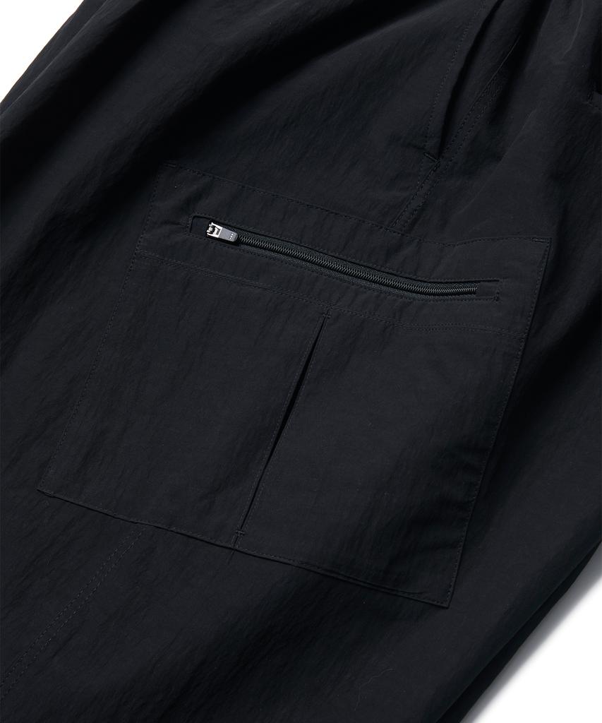 Lamolaeng Pleated Runner Shorts Black